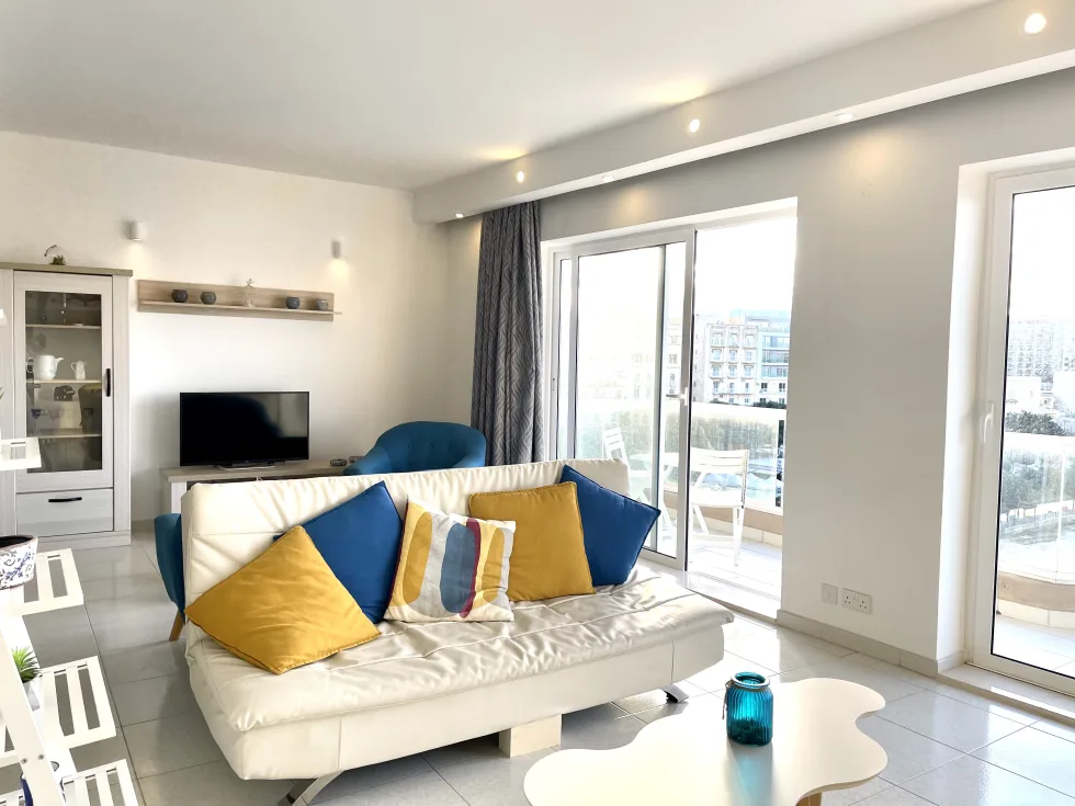 2 bed Apartment For Rent in Sliema, Sliema - thumb 12