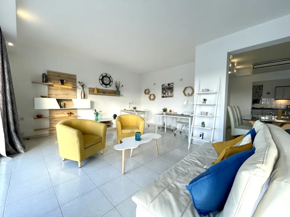 2 bed Apartment For Rent in Sliema, Sliema - thumb 8