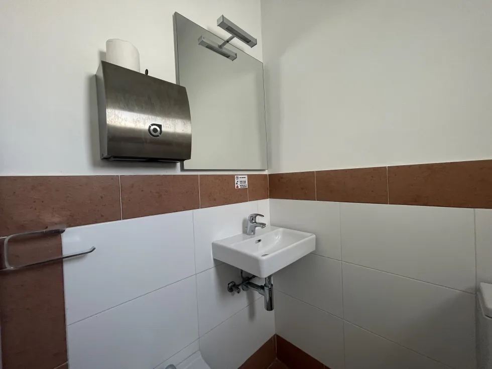 0 bed Office For Rent in Sliema, Sliema - thumb 11