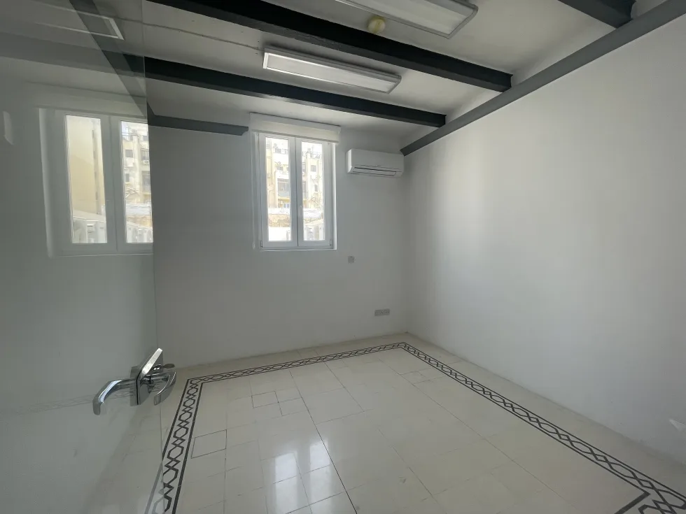0 bed Office For Rent in Sliema, Sliema - thumb 2