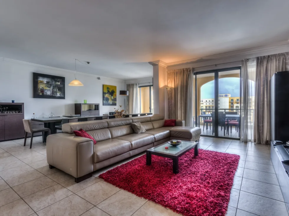 3 bed Apartment For Rent in St Julian's, St Julian's - thumb 6