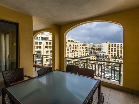 3 bed Apartment For Rent in St Julian's, St Julian's - thumb 8