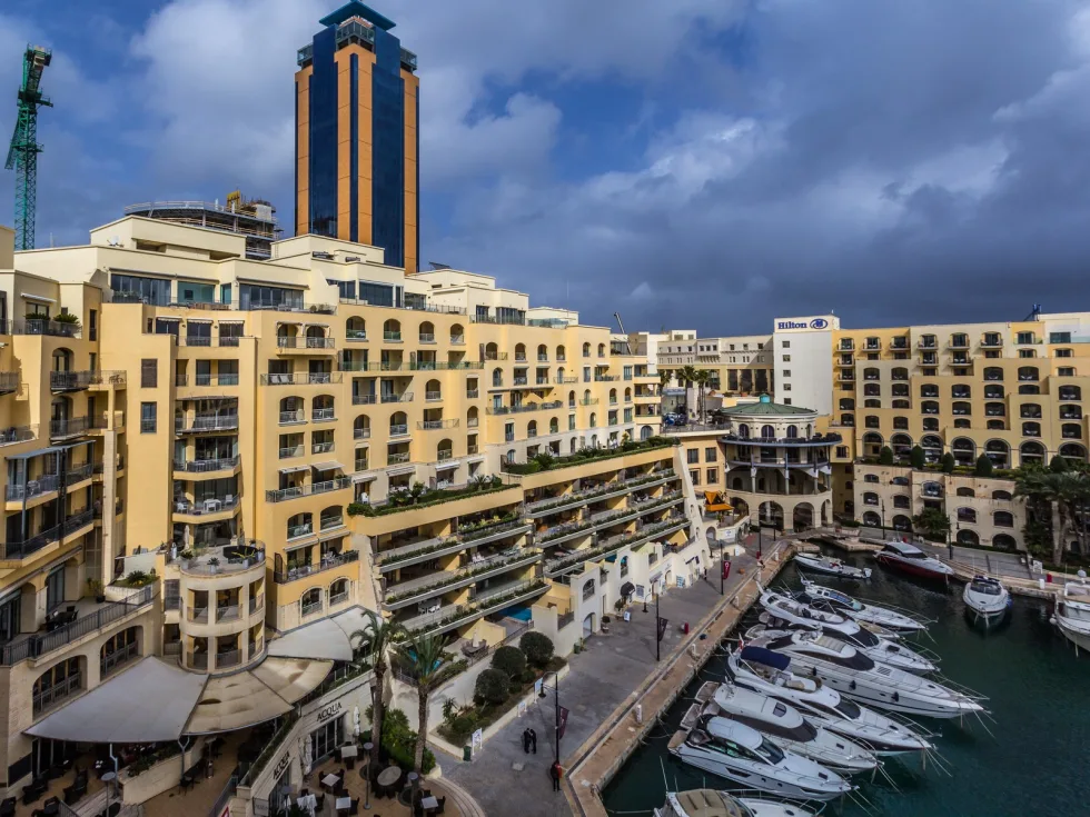 3 bed Apartment For Rent in St Julian's, St Julian's - thumb 9