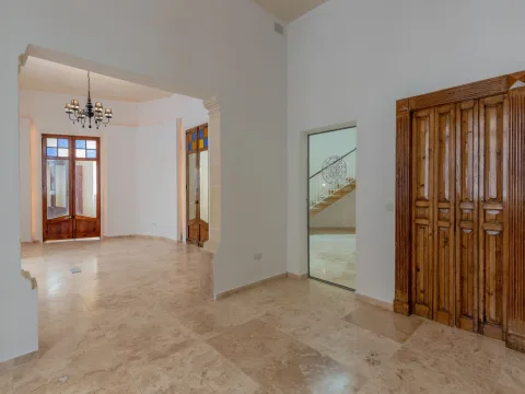 0 bed Office For Rent in Sliema, Sliema - thumb 3