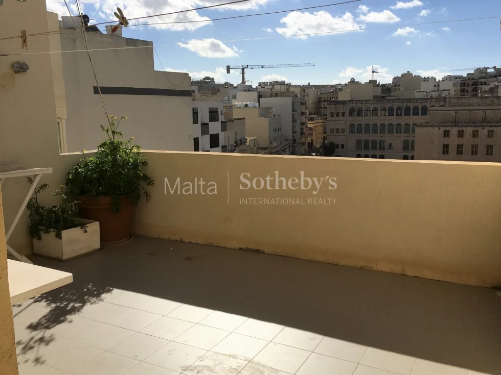 3 bed Apartment For Rent in Sliema, Sliema - thumb 11