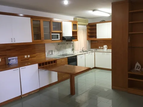 3 bed Apartment For Rent in Sliema, Sliema - thumb 7