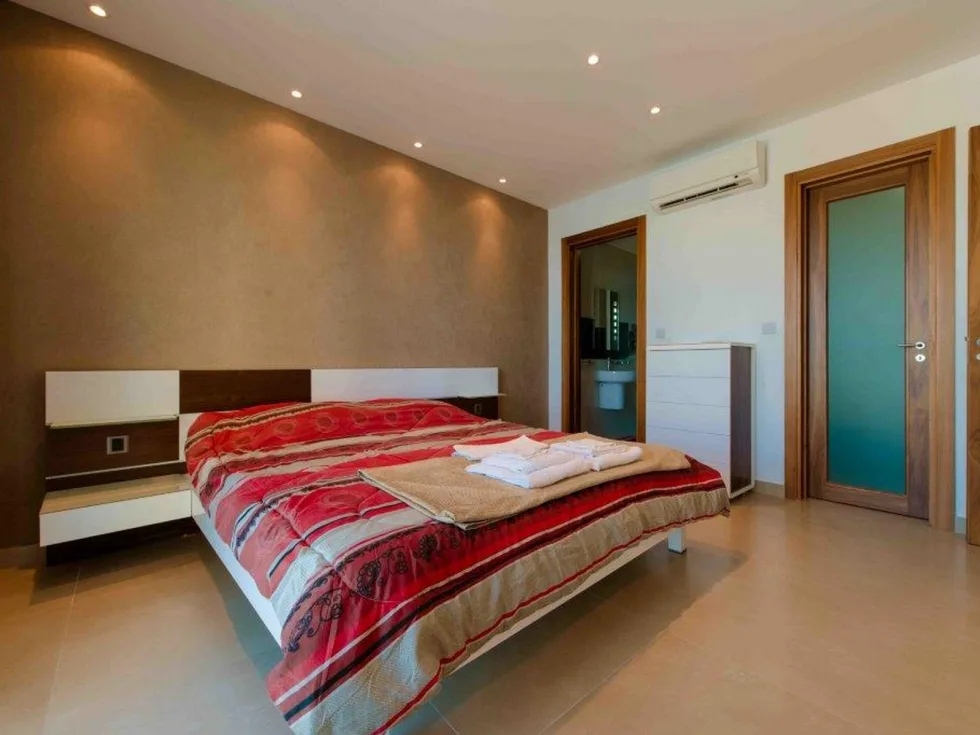 2 bed Apartment For Rent in St Julian's, St Julian's - thumb 7