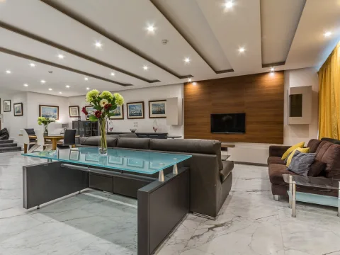 3 bed Apartment For Rent in Ta' Xbiex, Ta' Xbiex - thumb 5