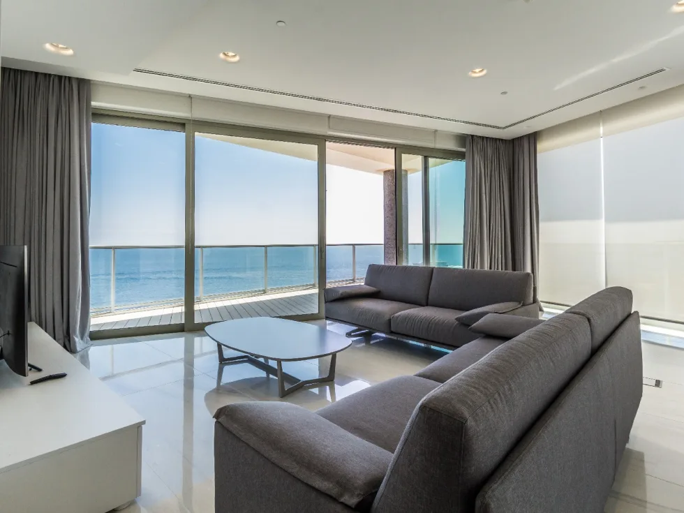 3 bed Apartment For Rent in Sliema, Sliema - thumb 1