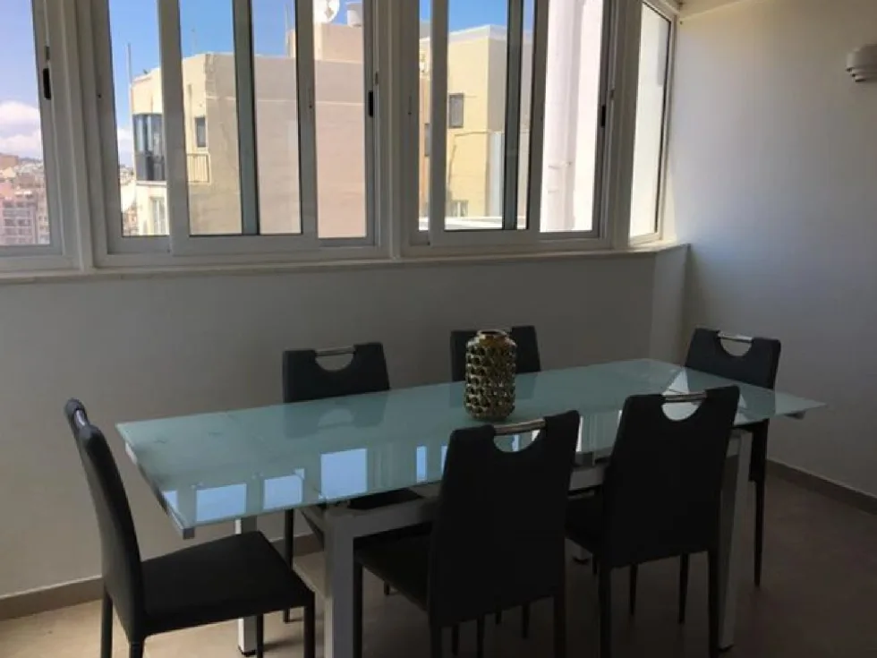 3 bed Penthouse For Rent in Sliema, Sliema - thumb 10