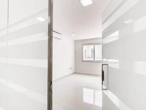 0 bed Office For Rent in St Julian's, St Julian's - thumb 4