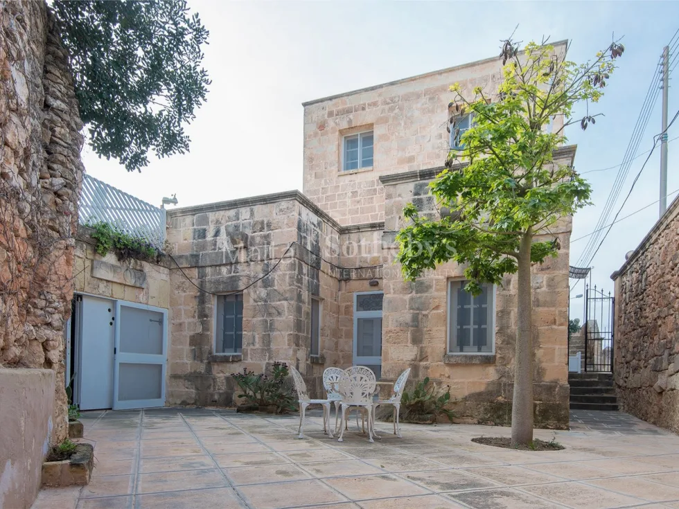 3 bed House of Character For Rent in Wardija, Wardija - thumb 3