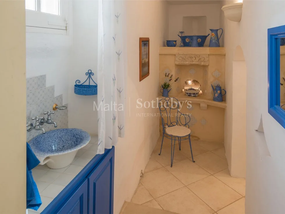 3 bed House of Character For Rent in Wardija, Wardija - thumb 9