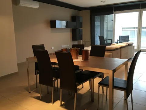 3 bed Apartment For Rent in Sliema, Sliema - thumb 1