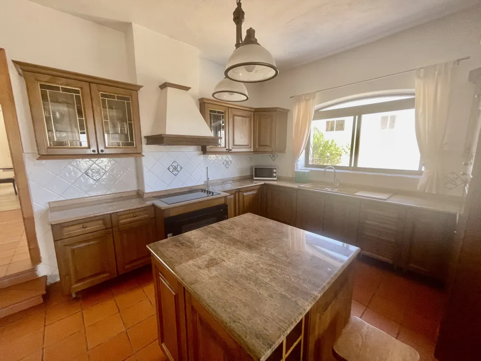 6 bed Villa For Rent in Madliena, Madliena - thumb 8