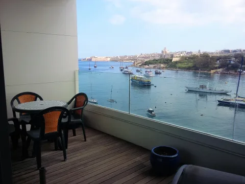 2 bed Apartment For Rent in Sliema, Sliema - thumb 1