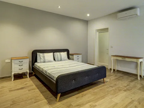 6 bed Villa For Rent in Naxxar, Naxxar - thumb 12