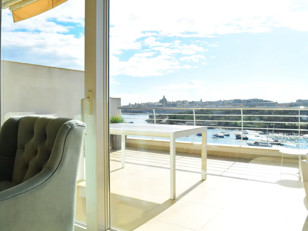 2 bed Penthouse For Rent in Sliema, Sliema - thumb 5