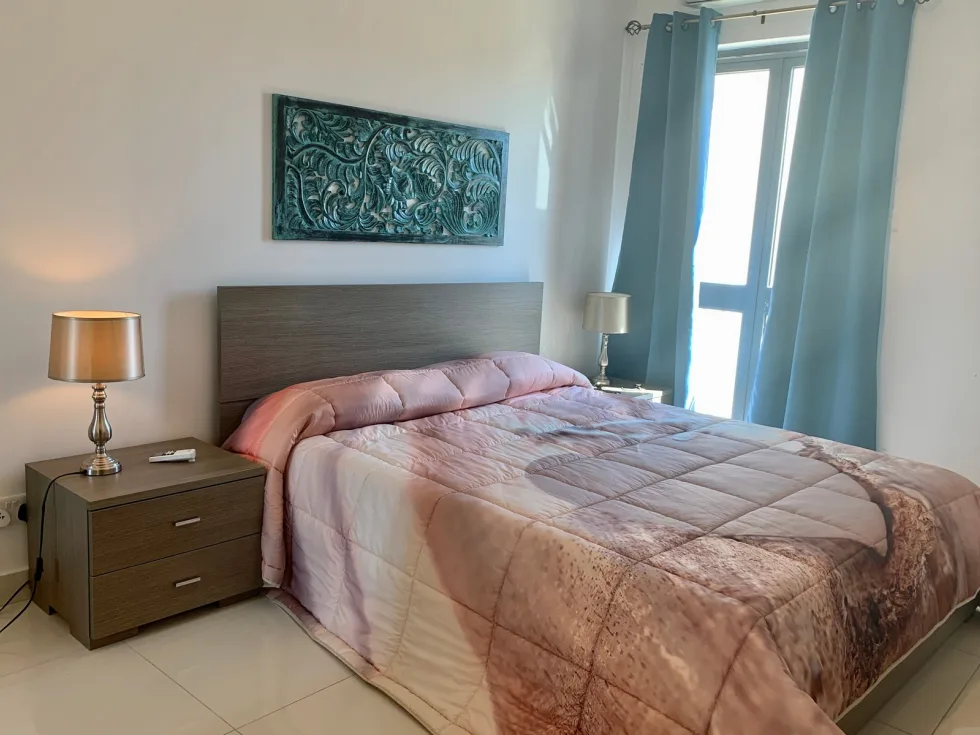 3 bed Apartment For Rent in Sliema, Sliema - thumb 12