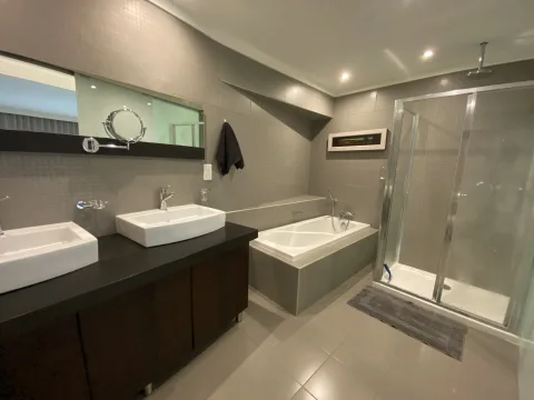 2 bed Apartment For Rent in St Julian's, St Julian's - thumb 7