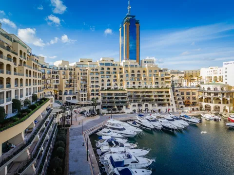 3 bed Apartment For Rent in St Julian's, St Julian's - thumb 16