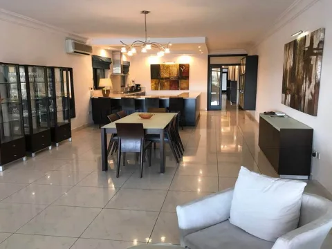 3 bed Apartment For Rent in Sliema, Sliema - thumb 2