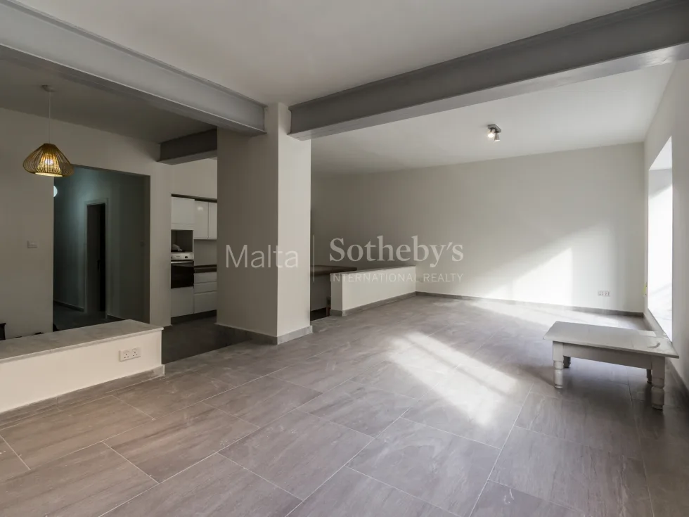 3 bed Apartment For Rent in Sliema, Sliema - thumb 4