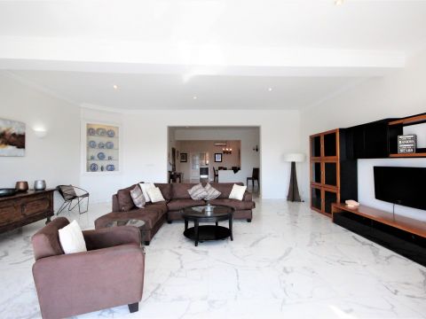 3 bed Apartment For Rent in Sliema, Sliema - thumb 4