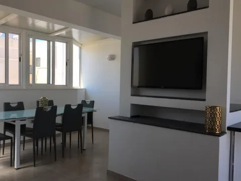 3 bed Penthouse For Rent in Sliema, Sliema - thumb 2