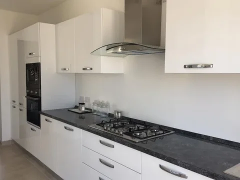 3 bed Penthouse For Rent in Sliema, Sliema - thumb 5