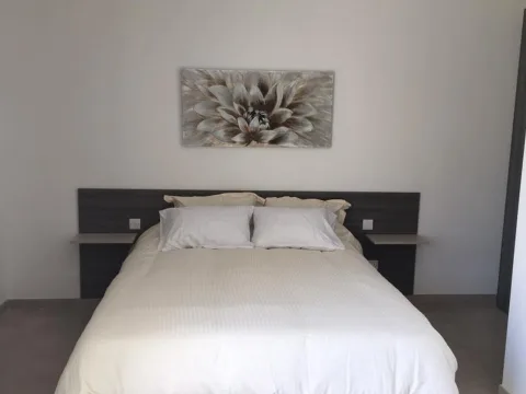 3 bed Penthouse For Rent in Sliema, Sliema - thumb 9