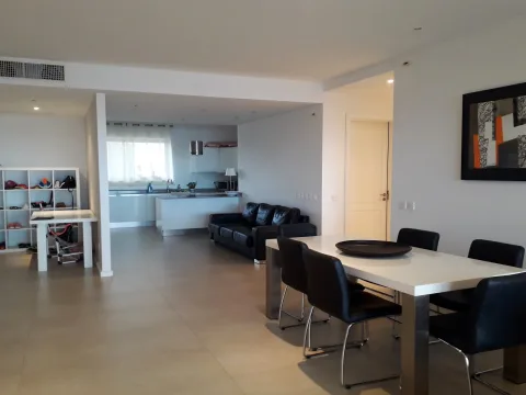 3 bed Apartment For Rent in Sliema, Sliema - thumb 2