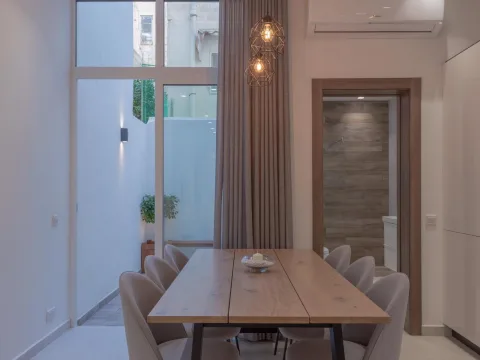 3 bed Town House For Rent in Sliema, Sliema - thumb 3