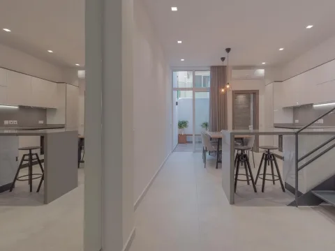 3 bed Town House For Rent in Sliema, Sliema - thumb 4