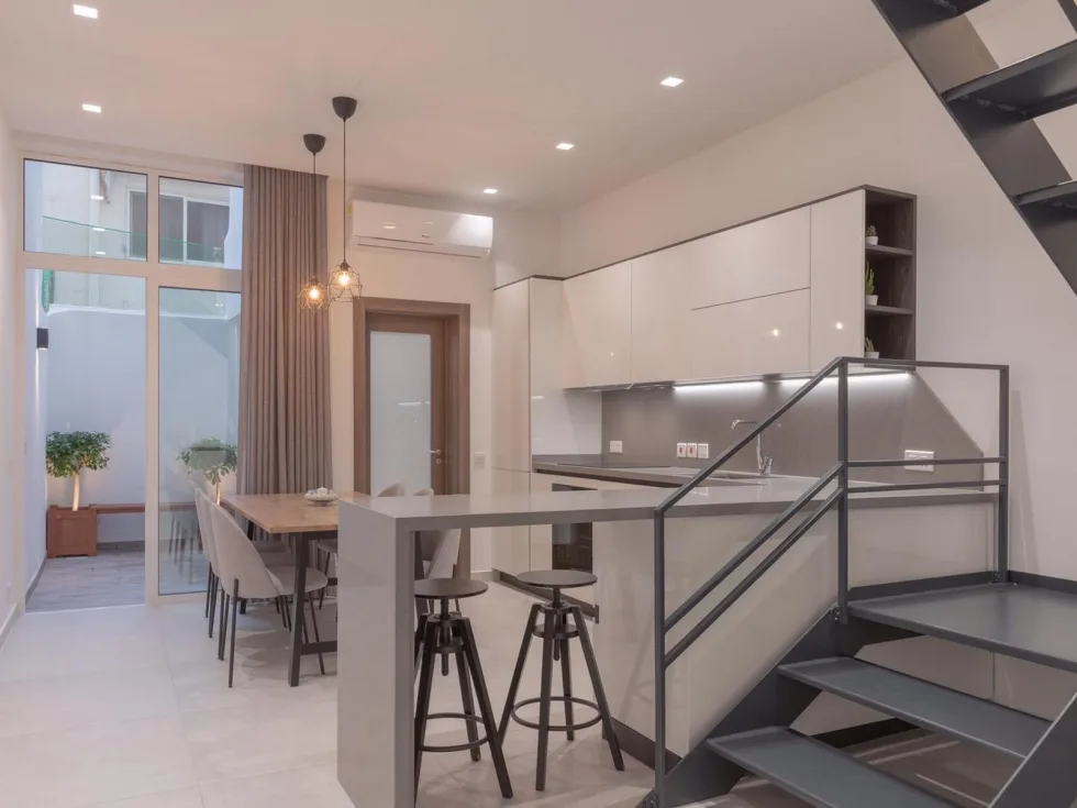 3 bed Town House For Rent in Sliema, Sliema - thumb 5