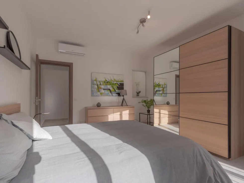 3 bed Town House For Rent in Sliema, Sliema - thumb 7