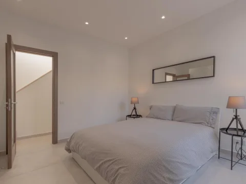 3 bed Town House For Rent in Sliema, Sliema - thumb 9