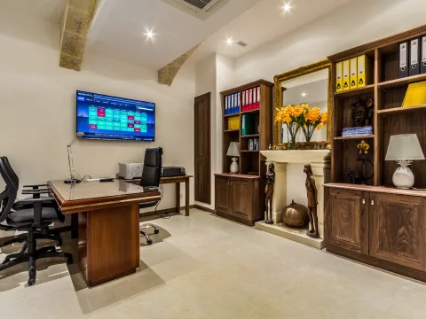 0 bed Office For Rent in Valletta, Valletta - thumb 3