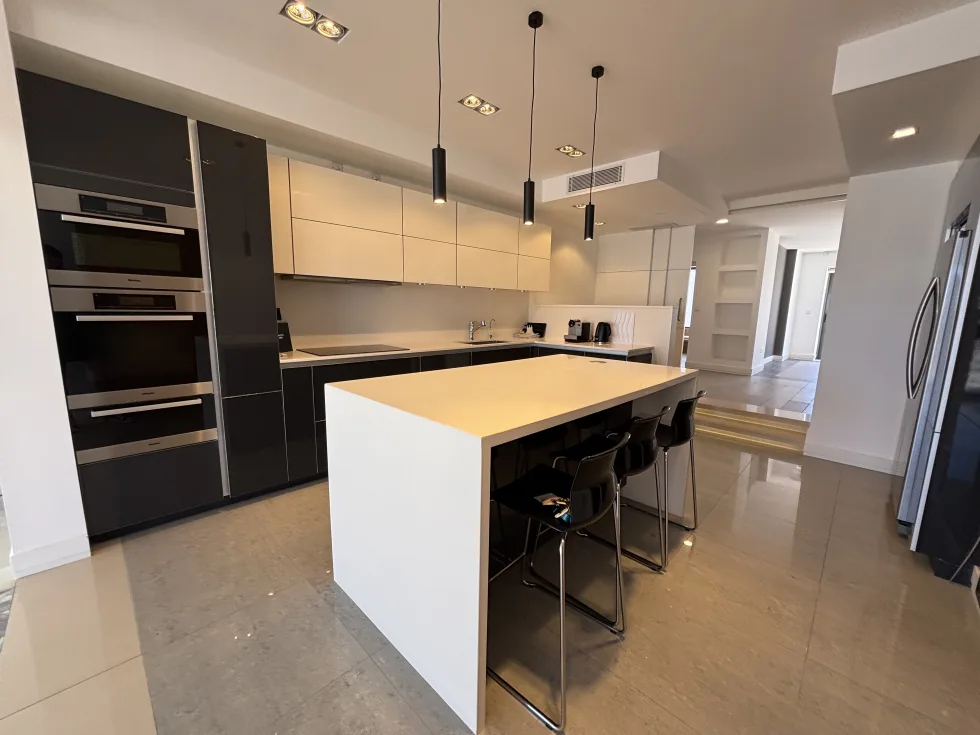 3 bed Penthouse For Rent in St Julian's, St Julian's - thumb 16