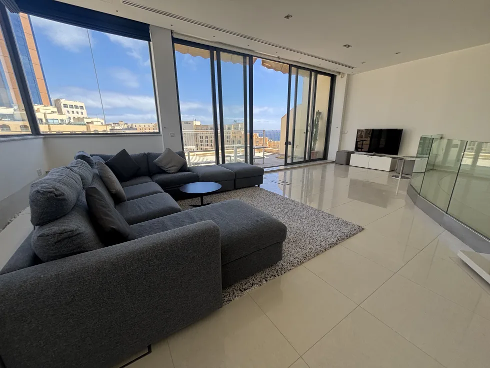 3 bed Penthouse For Rent in St Julian's, St Julian's - thumb 6