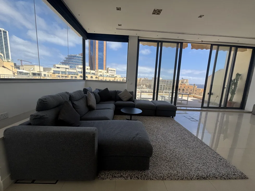 3 bed Penthouse For Rent in St Julian's, St Julian's - thumb 7
