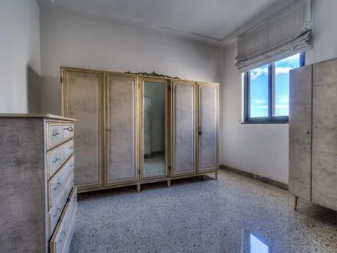 4 bed Villa For Rent in Ta' Xbiex, Ta' Xbiex - thumb 11