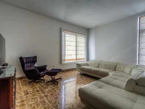 4 bed Villa For Rent in Ta' Xbiex, Ta' Xbiex - thumb 3