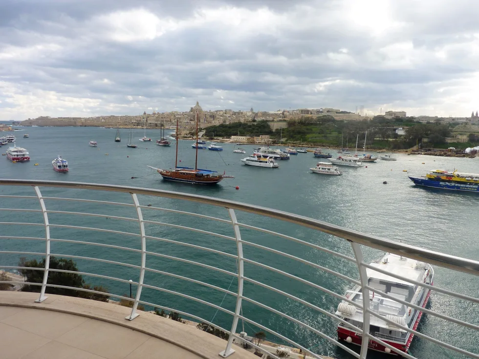 3 bed Apartment For Rent in Sliema, Sliema - thumb 1