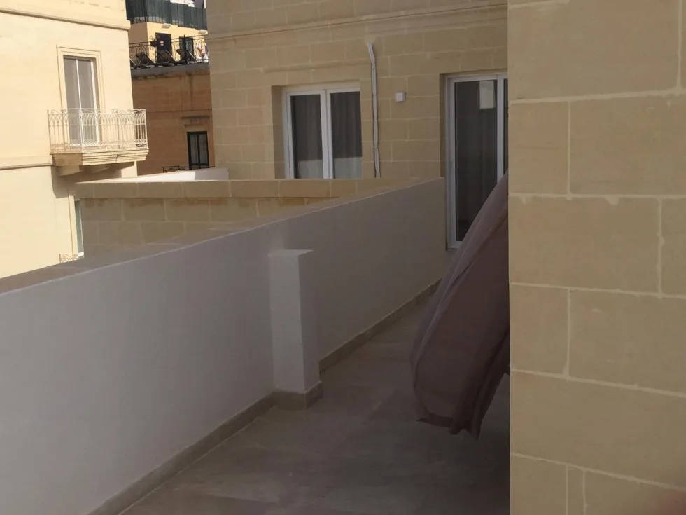 2 bed Apartment For Rent in Sliema, Sliema - thumb 7