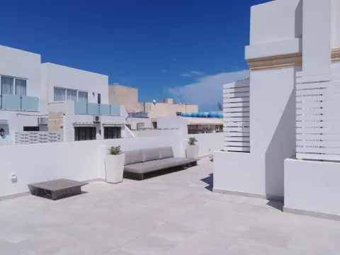 2 bed Penthouse For Rent in Sliema, Sliema - thumb 1