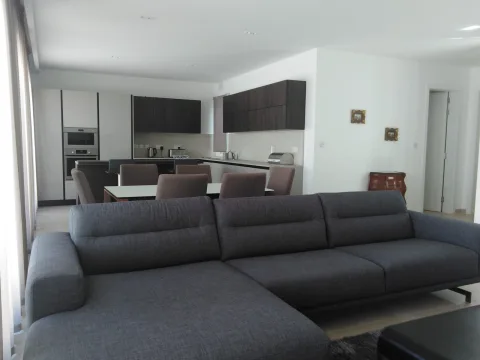 2 bed Penthouse For Rent in Sliema, Sliema - thumb 2