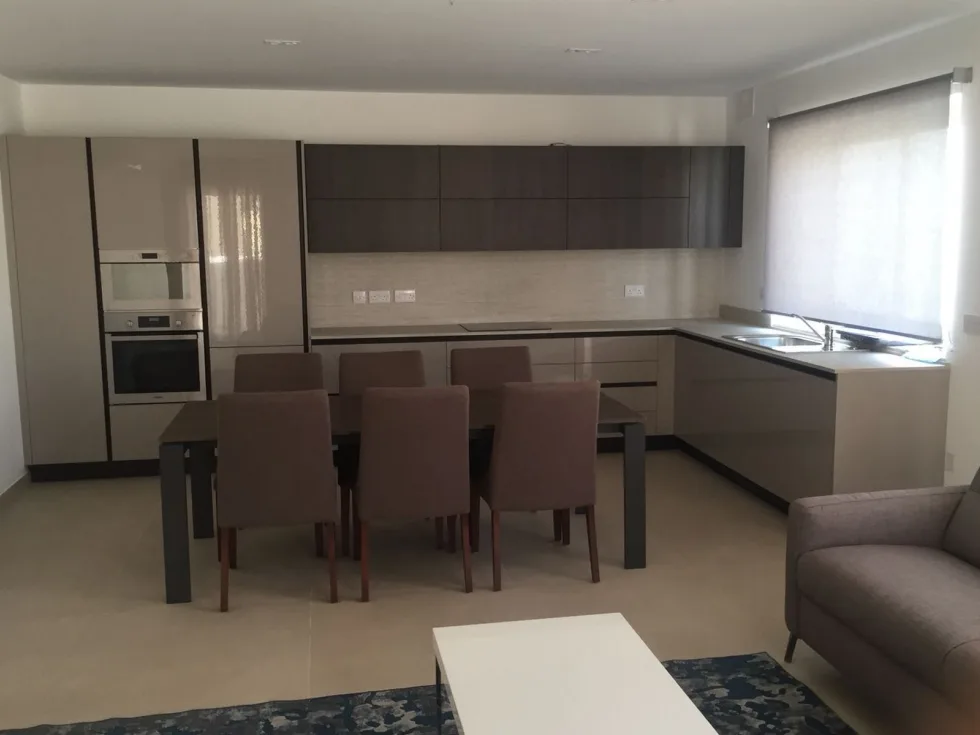 2 bed Penthouse For Rent in Sliema, Sliema - thumb 7