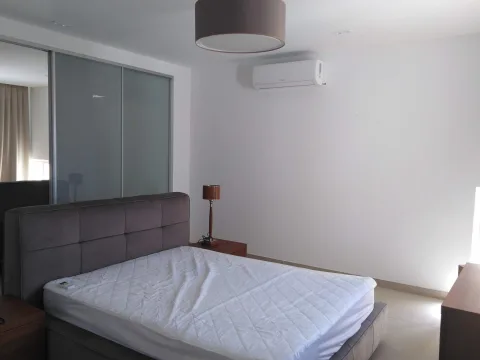 2 bed Penthouse For Rent in Sliema, Sliema - thumb 8