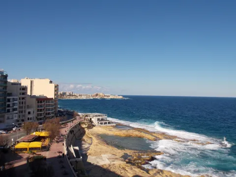 3 bed Apartment For Rent in Sliema, Sliema - thumb 2